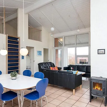 10 Person In Haderslev Holiday home *
